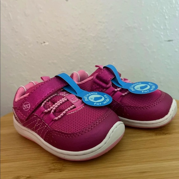 Stride Rite Other - Nwt 4.5 Stride Rite 360